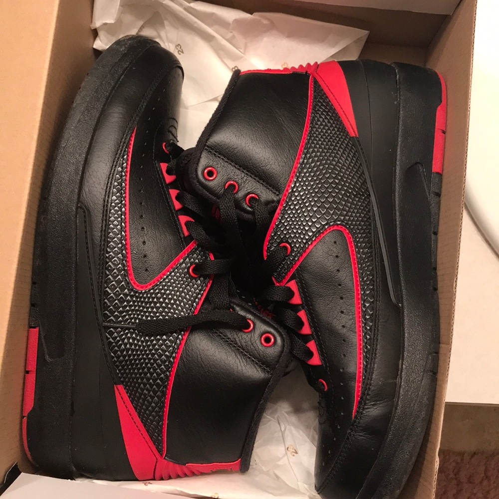 Air Jordan Retro 2’s